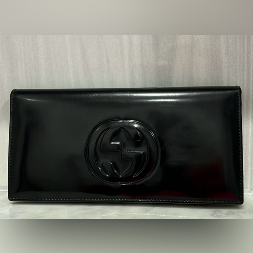 Gucci Black Enamel Snap Long Wallet with COA